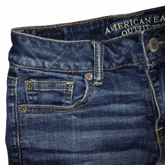 American Eagle Medium Wash Distressed Shorts 2 - Picture 2 of 8